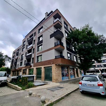 Best Family Apartments & Private Parking Sofya Dış mekan fotoğraf